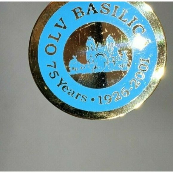 OLV Basilica 75 Years 1926-2001 Gold Blue Colored Lapel Hat Brooch Pin - Picture 6 of 10